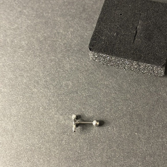 TINKERBELL CARTILAGE RIGHT EAR EARRING - Picture 4 of 5